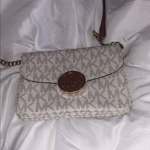 Mk Cross body purse (Sold)